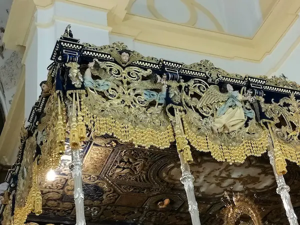 Bambalinas de la Virgen de la Palma del Buen Fin