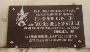 Placa de Noches del Baratillo en la calle Galera, dedicada a su fundador y creador Florencio Quintero Martín