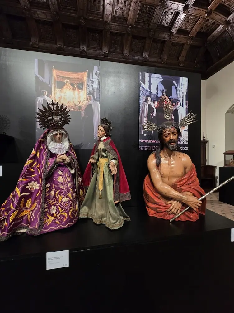Esculturas que procesionaban en el monasterio de Santa Paula