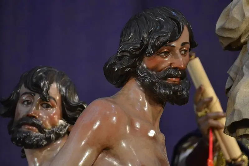 El buen y el mal ladrón. Hdad de la Exaltación