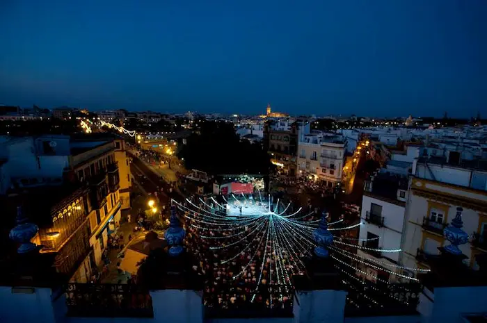 Plaza del Altozano en la velá