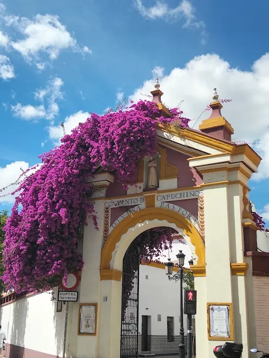 Colores de mayo en Sevilla
